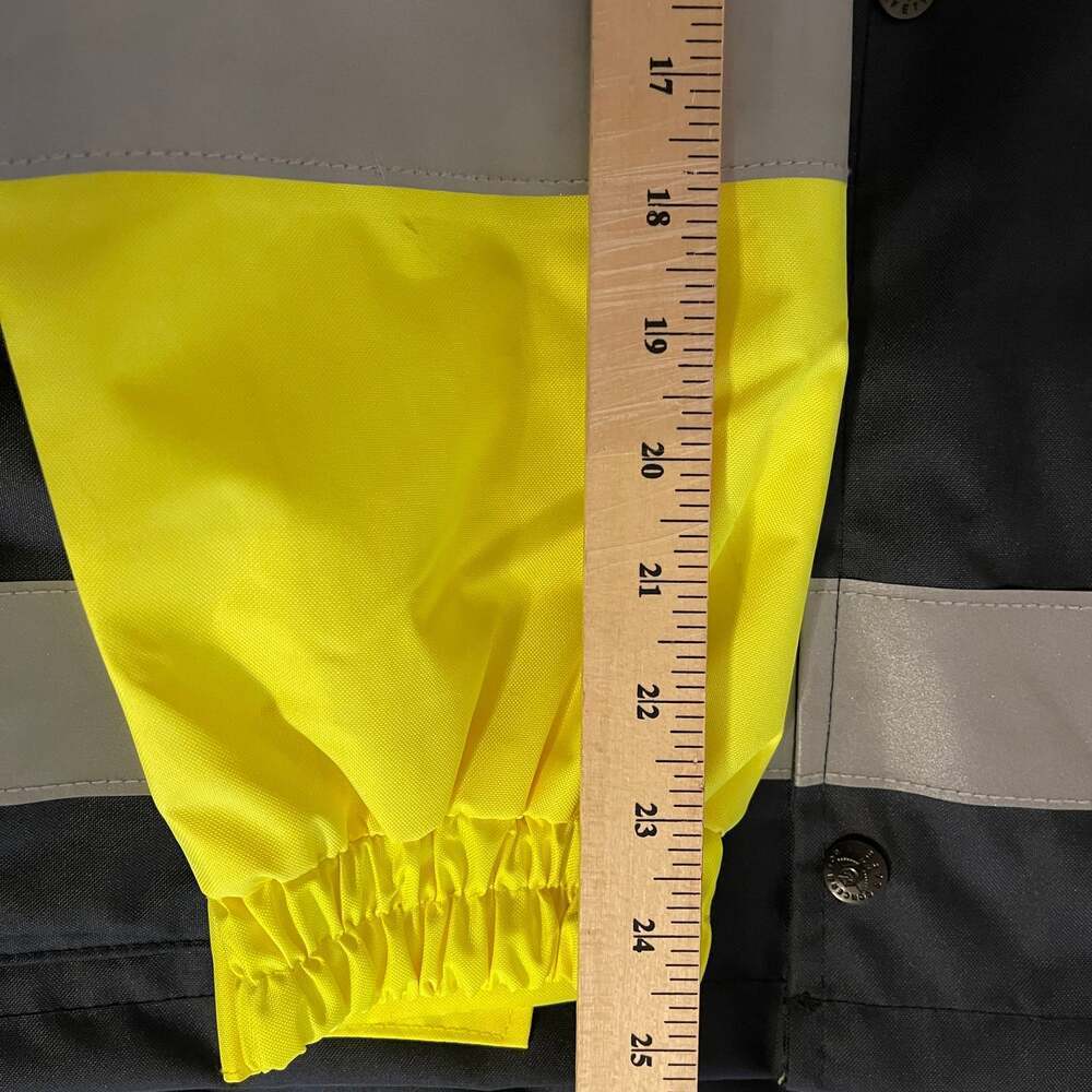New! ANSI 3 High Visibility Rain Jacket w Hood Size Medium - Picture 6 of 9